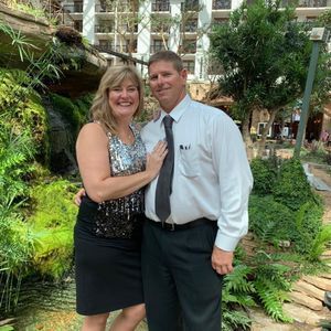 Meet your Posher, Robin